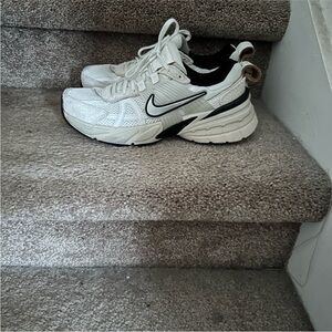 Nike V2K running shoes